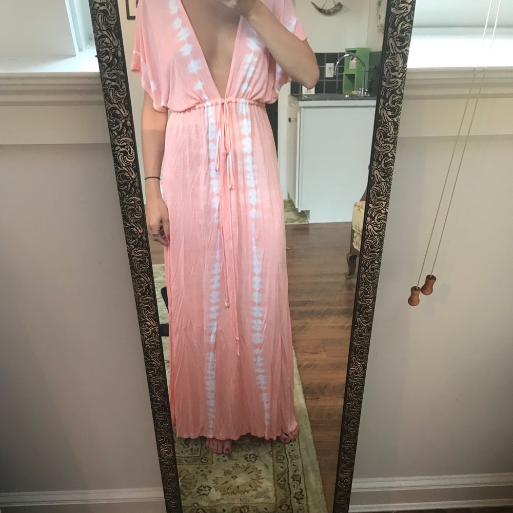 Indah Dress - Picture 3 of 3
